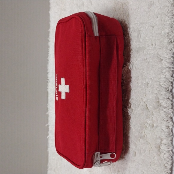 First Aid Pouch Red Empty - Picture 3 of 12